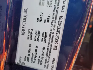 2019 Tesla Model 3 Mid Range z VIN 5YJ3E1EA2KF476194, wystawiony jako Copart lot #51140115 z przebiegiem Nie podano mil oraz Szkoda całkowita • Salvage title. Historia ofert i sprzedaży dostępna na DreamBid. Obrazek 12.