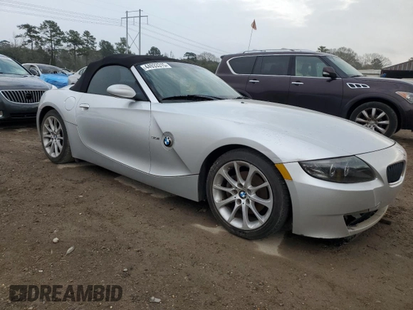 2006 BMW Z4 3.0i with VIN 4USBU33556LW67833, listed as a Copart auction lot 44933315 with 142,444 mi miles and Clean title. Bid and sale history available at DreamBid. Image 4.