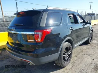 2016 Ford Explorer XLT with VIN 1FM5K7DH5GGC34303, listed as a IAAI auction lot 41776795 with 71,375 mi miles. Bid and sale history available at carsss.com. Image 4.