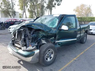 2002 GMC Sierra 1500 SLE with VIN 2GTEC19V121150546, listed as a IAAI auction lot 40974798 with 1 mi miles. Bid and sale history available at carsss.com. Image 2.
