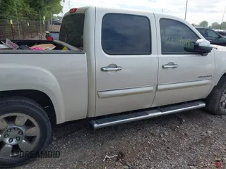 2011 GMC Sierra 1500 SLT with VIN 3GTP2WE39BG220217, listed as a IAAI auction lot 42234448 with 278,962 mi miles and . Bid and sale history available at DreamBid. Image 13.