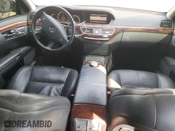2008 Mercedes-Benz S 550 with VIN WDDNG71X88A197257, listed as a Copart auction lot 49098495 with 182,514 mi miles and Salvage Title. Bid and sale history available at DreamBid. Image 8.