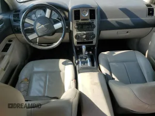 2007 Chrysler 300 Signature with VIN 2C3KA53G87H692238, listed as a Copart auction lot 69198324 with 139,300 mi miles and Salvage Title. Bid and sale history available at carsss.com. Image 8.