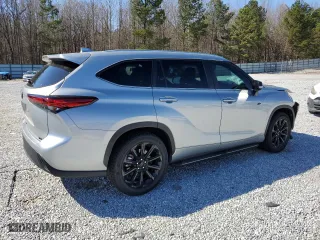 2023 Toyota Highlander L with VIN 5TDKDRAHXPS039661, listed as a Copart auction lot 49367645 with 19,184 mi miles and Salvage Title. Bid and sale history available at carsss.com. Image 3.