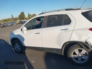 2018 Chevrolet Trax LT with VIN KL7CJPSB3JB632236, listed as a IAAI auction lot 41378639 with 92,065 mi miles. Bid and sale history available at carsss.com. Image 14.