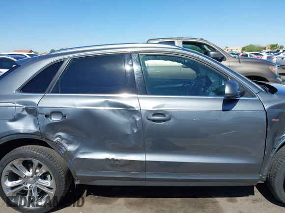 2017 Audi Q3 with VIN WA1FCCFS0HR003509, listed as a IAAI auction lot 42276383 with 44,061 mi miles and . Bid and sale history available at DreamBid. Image 14.