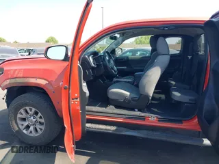 2016 Toyota Tacoma SR with VIN 5TFRX5GN3GX063533, listed as a IAAI auction lot 42592070 with 70,963 mi miles and . Bid and sale history available at DreamBid. Image 5.
