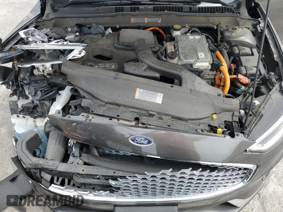2020 Ford Fusion Titanium with VIN 3FA6P0SU4LR132467, listed as a Copart auction lot 58848425 with 39,823 mi miles and Salvage title. Bid and sale history available at DreamBid. Image 11.