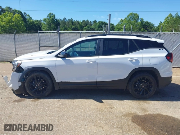 2024 GMC Terrain SLE with VIN 3GKALMEG0RL268673, listed as a IAAI auction lot 42300719 with 11,955 mi miles and . Bid and sale history available at DreamBid. Image 14.