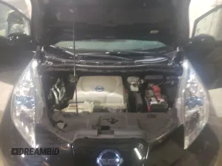 2015 Nissan LEAF SV with VIN 1N4AZ0CP0FC328986, listed as a Copart auction lot 40923973 with 41,785 mi miles. Bid and sale history available at carsss.com. Image 11.