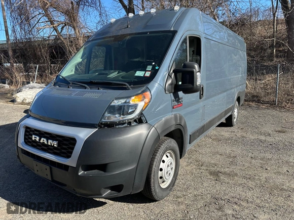 2020 Ram ProMaster Cargo with VIN 3C6URVJG1LE116990, listed as a Copart auction lot 53966915 with 61,813 mi miles and Clean Title. Bid and sale history available at carsss.com. Image 1.