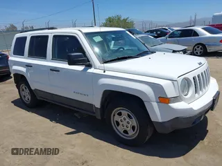 2016 Jeep Patriot Sport SE with VIN 1C4NJPBA0GD629066, listed as a IAAI auction lot 42517088 with 98,985 mi miles and . Bid and sale history available at DreamBid. Image 1.