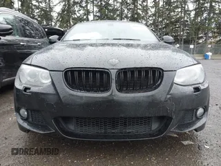 2011 BMW 3 Series 328i xDrive with VIN WBAKF5C59BE654865, listed as a IAAI auction lot 40848193 with 114,490 mi miles. Bid and sale history available at carsss.com. Image 6.