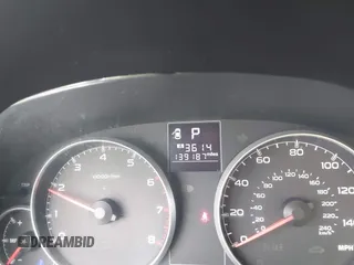 2014 Subaru Legacy Premium z VIN 4S3BMCC66E3026641, wystawiony jako IAAI lot #42621371 z przebiegiem 139 187 mil mil oraz . Historia ofert i sprzedaży dostępna na DreamBid. Obrazek 7.