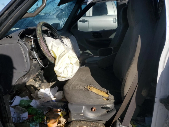 2001 Ford F-150 XL with VIN 1FTRX18L41NA31599, listed as a Copart auction lot 85222864 with 0 mi miles and Salvage Title. Bid and sale history available at carsss.com. Image 7.