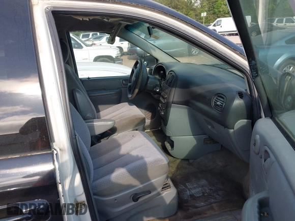 2006 Dodge Grand Caravan SE with VIN 1D4GP24R16B558664, listed as a IAAI auction lot 42025852 with 313,974 mi miles and . Bid and sale history available at DreamBid. Image 5.