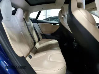 2016 Tesla Model S 90D z VIN 5YJSA1E40GF172712, wystawiony jako Copart lot #63698725 z przebiegiem 99 405 mil mil oraz Szkoda całkowita • Salvage title. Historia ofert i sprzedaży dostępna na DreamBid. Obrazek 11.