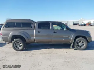 2012 Toyota Tacoma PreRunner with VIN 5TFKU4HN2CX002445, listed as a IAAI auction lot 41400448 with 212,228 mi miles. Bid and sale history available at carsss.com. Image 13.
