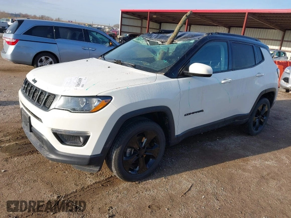 2019 Jeep Compass Altitude z VIN 3C4NJDBB0KT629952, wystawiony jako IAAI lot #41913931 z przebiegiem 78 054 mil mil oraz . Historia ofert i sprzedaży dostępna na DreamBid. Obrazek 2.