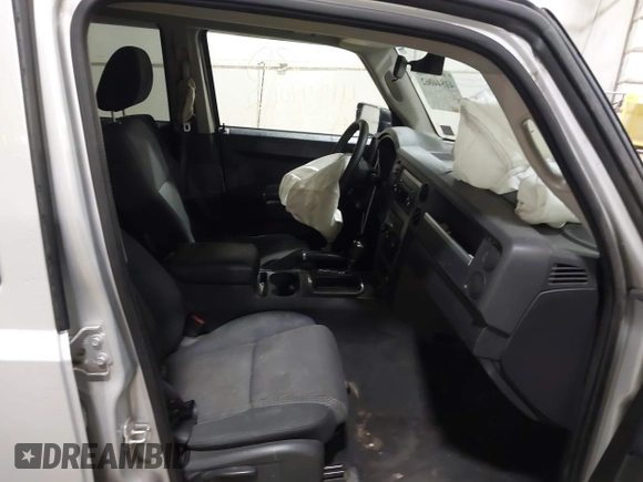 2010 Jeep Commander Sport with VIN 1J4RG4GK9AC127258, listed as a IAAI auction lot 41844062 with 181,465 mi miles and . Bid and sale history available at DreamBid. Image 5.