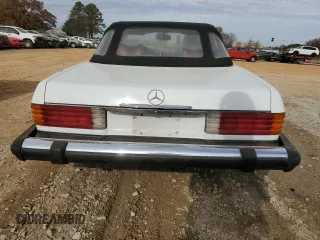 1975 Mercedes-Benz SL с VIN 10704412027327, выставлен на аукционе Copart как лот 84707764 с пробегом 180 606 миль миль и Чистый • Clean title. История ставок и продаж доступна на DreamBid. Изображение 6.