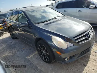 2010 Mercedes-Benz R 350 with VIN 4JGCB6FE9AA101560, listed as a Copart auction lot 86038654 with 216,433 mi miles and Clean Title. Bid and sale history available at DreamBid. Image 4.
