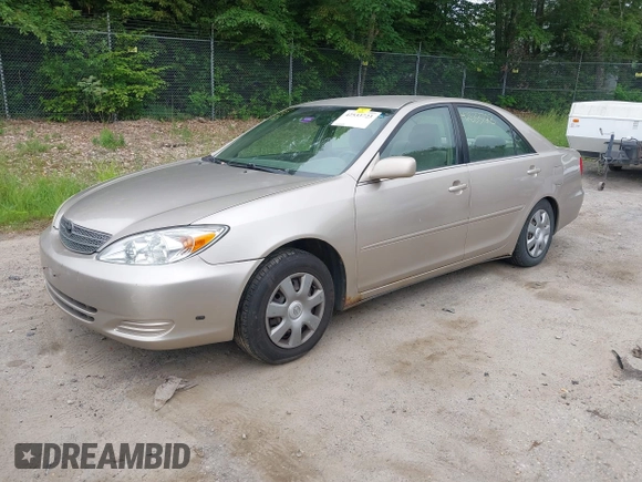 2004 Toyota Camry LE with VIN 4T1BE32K14U271900, listed as a IAAI auction lot 42533723 with 147,177 mi miles and . Bid and sale history available at DreamBid. Image 2.