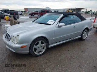 2001 Mercedes-Benz CLK with VIN WDBLK70G41T081841, listed as a IAAI auction lot 42144737 with Not Provided miles. Bid and sale history available at carsss.com. Image 2.