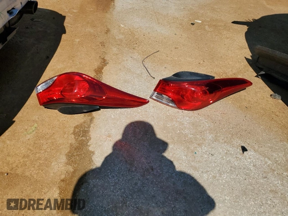 2013 Hyundai Elantra GLS with VIN 5NPDH4AE6DH374729, listed as a Copart auction lot 65541973 with 105,181 mi miles and Salvage title. Bid and sale history available at DreamBid. Image 12.