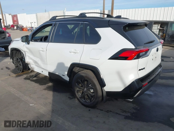 2024 Toyota RAV4 Hybrid XSE with VIN 2T3E6RFVXRW062963, listed as a IAAI auction lot 41400670 with 5,568 mi miles. Bid and sale history available at carsss.com. Image 3.