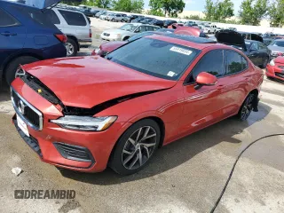 2020 Volvo S60 Momentum with VIN 7JRA22TK3LG073061, listed as a Copart auction lot 55919834 with 0 mi miles and Salvage Title. Bid and sale history available at carsss.com. Image 1.
