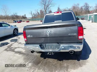 2017 Ram 1500 Big Horn z VIN 3C6RR7LT6HG522612, wystawiony jako IAAI lot #41761830 z przebiegiem 117 480 mil mil oraz . Historia ofert i sprzedaży dostępna na DreamBid. Obrazek 17.