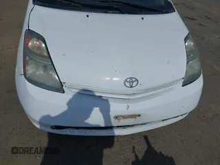 2007 Toyota Prius with VIN JTDKB20U777601666, listed as a IAAI auction lot 42643831 with Not provided miles and . Bid and sale history available at DreamBid. Image 6.