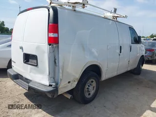 2020 Chevrolet Express Cargo with VIN 1GCWGAFP0L1161172, listed as a IAAI auction lot 42135101 with 130,189 mi miles and . Bid and sale history available at DreamBid. Image 4.