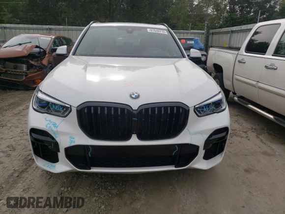 2022 BMW X5 xDrive40i with VIN 5UXCR6C01N9M04752, listed as a Copart auction lot 67649712 with 8,831 mi miles. Bid and sale history available at carsss.com. Image 5.