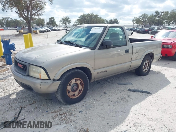 1999 GMC Sonoma with VIN 1GTCS144XX8502911, listed as a IAAI auction lot 41160683 with 119,776 mi miles. Bid and sale history available at carsss.com. Image 2.