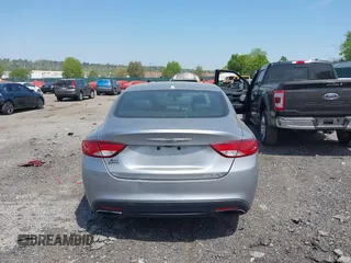 2016 Chrysler 200 S with VIN 1C3CCCBB1GN133033, listed as a IAAI auction lot 42121605 with 1 mi miles. Bid and sale history available at carsss.com. Image 16.