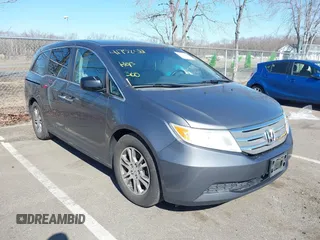 2011 Honda Odyssey EX-L with VIN 5FNRL5H60BB103430, listed as a IAAI auction lot 41752581 with 108,422 mi miles and . Bid and sale history available at carsss.com. Image 1.