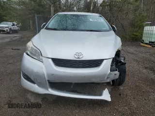 2009 Toyota Matrix S z VIN 2T1KE40E59C006733, wystawiony jako Copart lot #55076015 z przebiegiem 209 724 mil mil oraz Szkoda całkowita • Salvage title. Historia ofert i sprzedaży dostępna na DreamBid. Obrazek 5.
