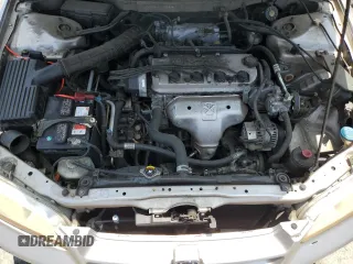 1998 Honda Accord LX с VIN 1HGCG5642WA059328, выставлен на аукционе Copart как лот 59868635 с пробегом 169 317 миль миль и Списание • Salvage title. История ставок и продаж доступна на DreamBid. Изображение 11.