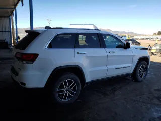 2022 Jeep Grand Cherokee WK Limited with VIN 1C4RJFBG9NC143844, listed as a Copart auction lot 85747384 with 21,092 mi miles and Salvage Title. Bid and sale history available at carsss.com. Image 3.