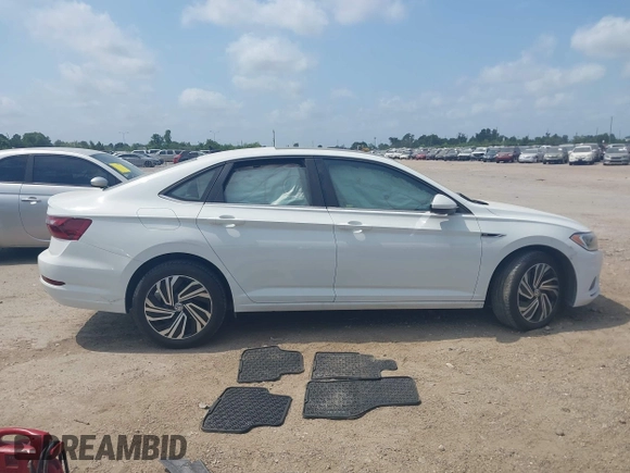 2020 Volkswagen Jetta SEL with VIN 3VWE57BU5LM101498, listed as a IAAI auction lot 42298171 with 28,597 mi miles and . Bid and sale history available at DreamBid. Image 13.
