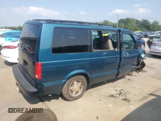 2000 Chevrolet Astro with VIN 1GNDM19W0YB196113, listed as a Copart auction lot 65641724 with 218,665 mi miles and Salvage Title. Bid and sale history available at carsss.com. Image 3.
