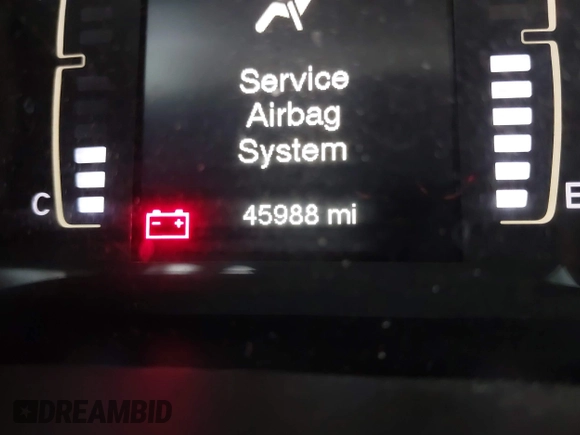 2018 Jeep Cherokee Latitude Tech Connect with VIN 1C4PJMCB7JD555019, listed as a IAAI auction lot 42091382 with 45,988 mi miles and . Bid and sale history available at DreamBid. Image 15.
