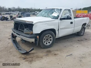 2007 Chevrolet Silverado 1500 Classic Work Truck with VIN 3GCEC14X17G254977, listed as a IAAI auction lot 41689100 with 276,865 mi miles. Bid and sale history available at carsss.com. Image 17.