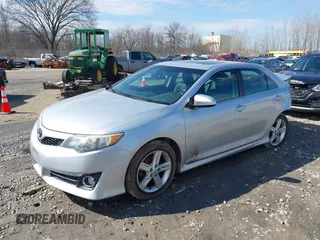 2012 Toyota Camry L with VIN 4T1BF1FK3CU507909, listed as a IAAI auction lot 41884046 with 175,941 mi miles. Bid and sale history available at carsss.com. Image 18.