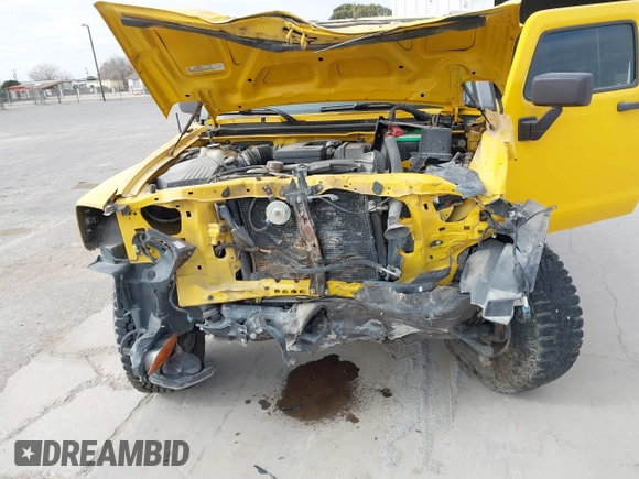 2006 Hummer H3 with VIN 5GTDN136368324362, listed as a IAAI auction lot 41582001 with 111,146 mi miles. Bid and sale history available at carsss.com. Image 6.