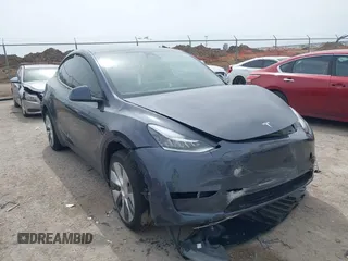 2023 Tesla Model Y Long Range with VIN 7SAYGDEE0PA036048, listed as a IAAI auction lot 41775845 with 41,291 mi miles. Bid and sale history available at carsss.com. Image 1.