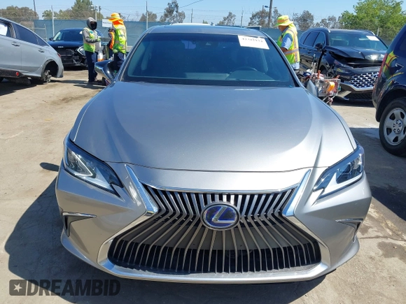 2021 Lexus ES 300h with VIN 58ACA1C1XMU007576, listed as a IAAI auction lot 42302934 with 24,614 mi miles and . Bid and sale history available at DreamBid. Image 12.