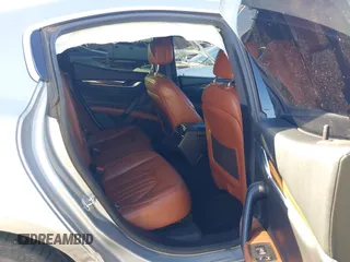 2015 Maserati Ghibli z VIN ZAM57XSA7F1135961, wystawiony jako IAAI lot #40831583 z przebiegiem 89 671 mil mil oraz . Historia ofert i sprzedaży dostępna na DreamBid. Obrazek 8.